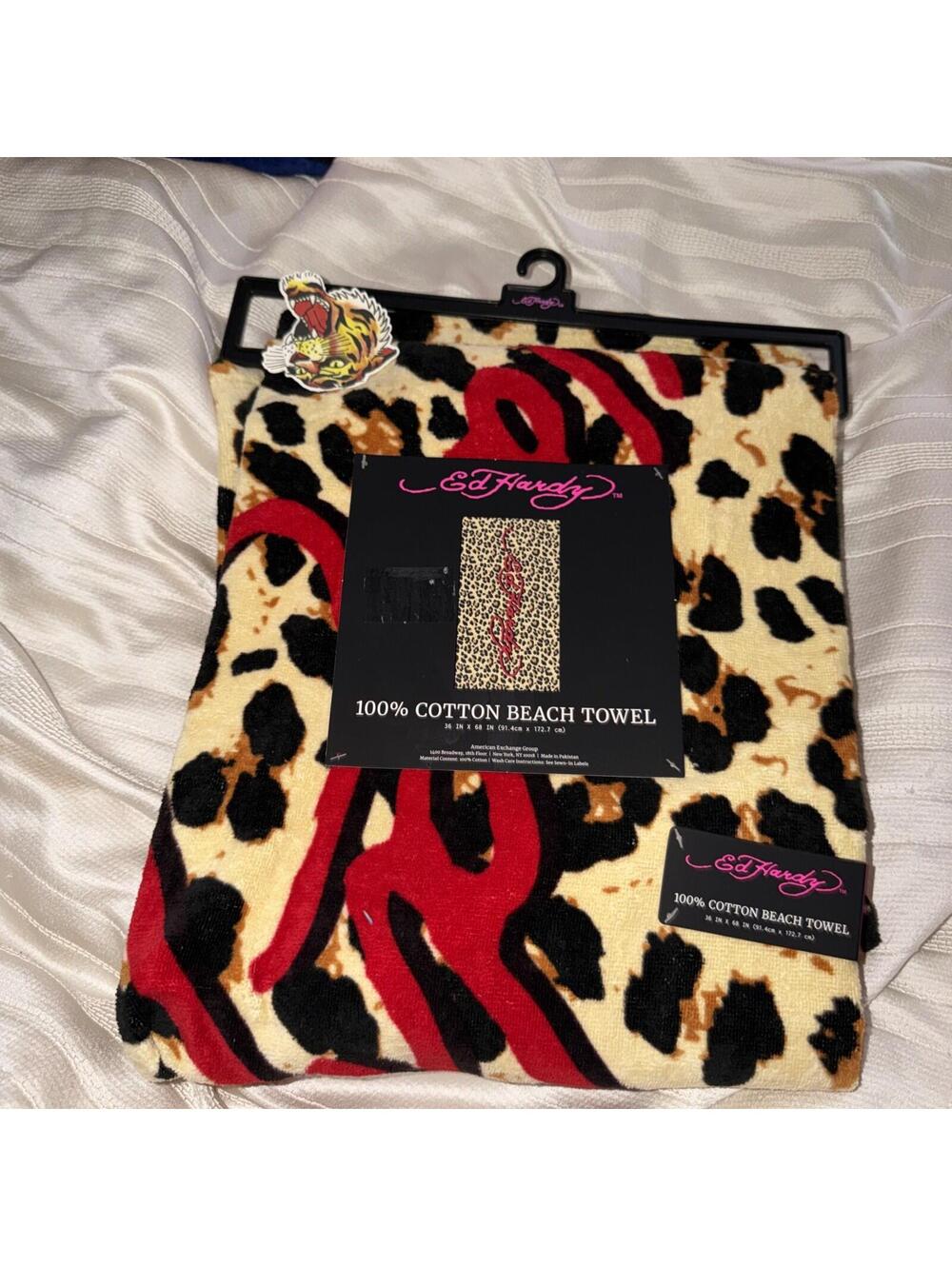 Ed Hardy Beach Towel 36x68 Leaped Print NWT